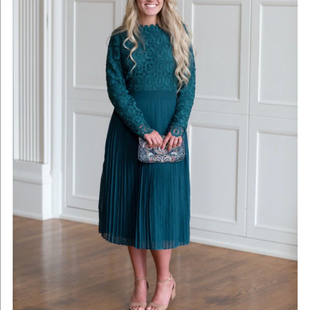 Dainty Jewells Stroll at the Manor (maxi length)